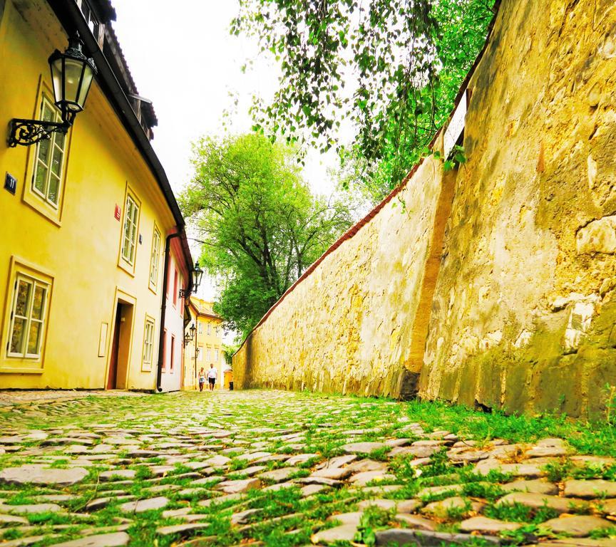 Garden Residence Prague Castle ภายนอก รูปภาพ